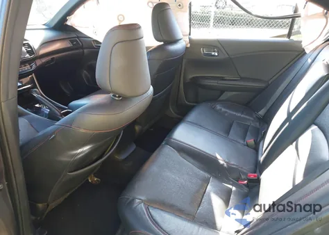 2017 Honda Accord Sport Se z USA, uszkodzony, nr VIN 1HGCR2F18HA279591